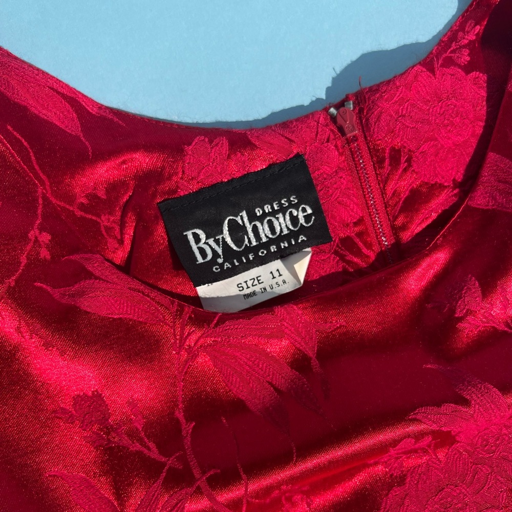 Vintage red brocade dress - Picture 4 of 7
